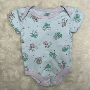 Disney Baby Onesie White  / Pink Minnie Mouse Size Newborn